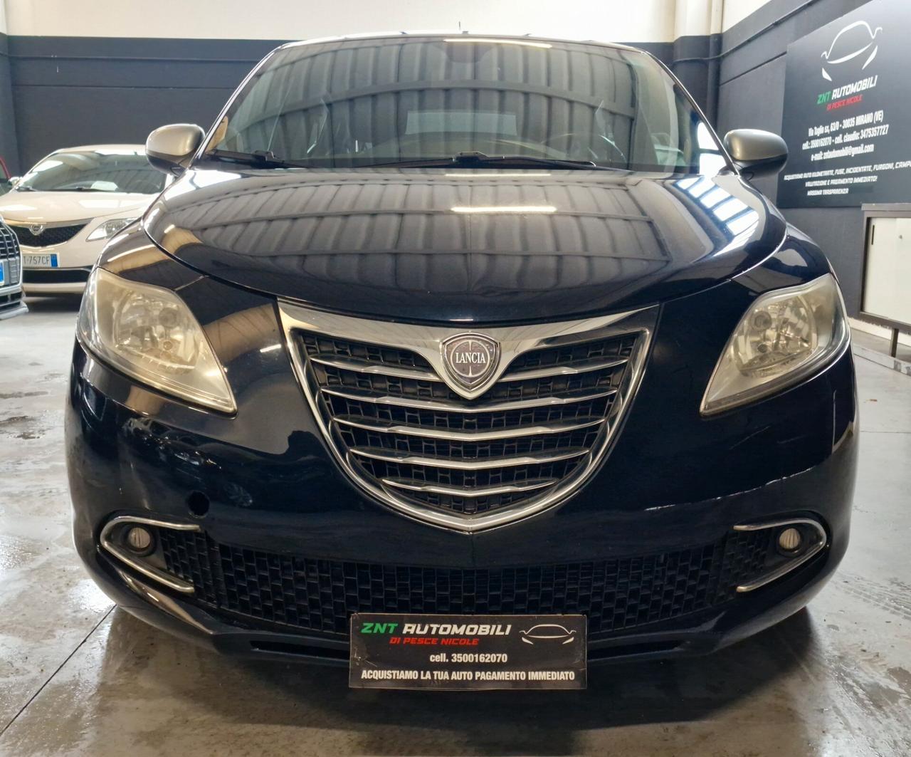 Lancia Ypsilon 0.9 TwinAir 85 CV 5 porte S&S Platinum