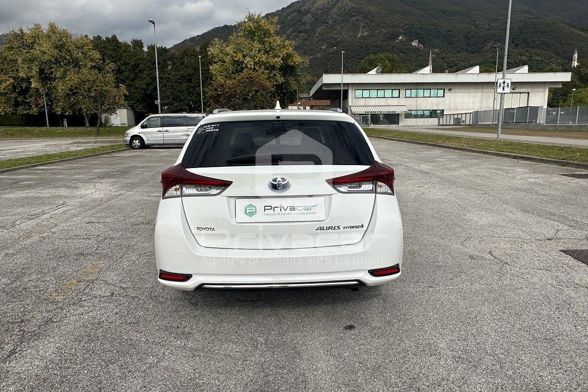 TOYOTA Auris Touring Sports 1.8 Hybrid Lounge