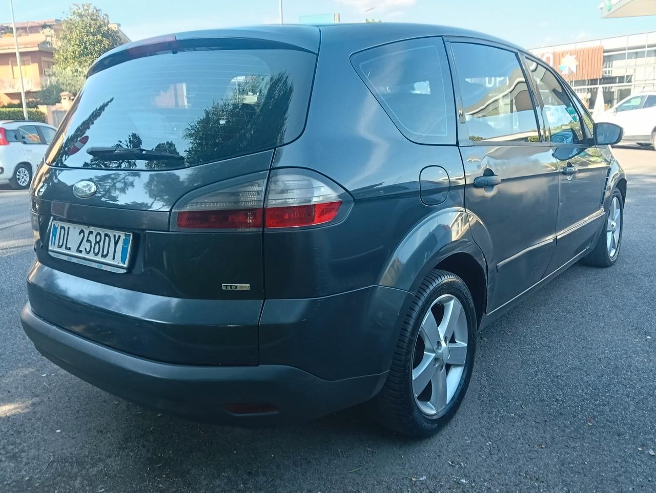 Ford S-Max 2.0 TDCi 140CV Titanium