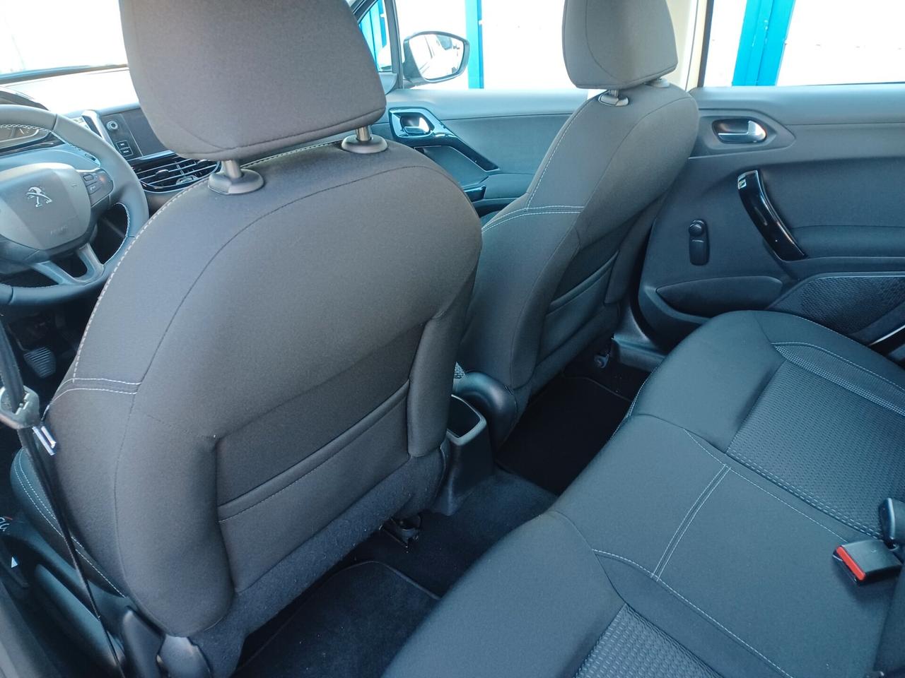 Peugeot 208 BlueHDi 5 porte ANNO 2021