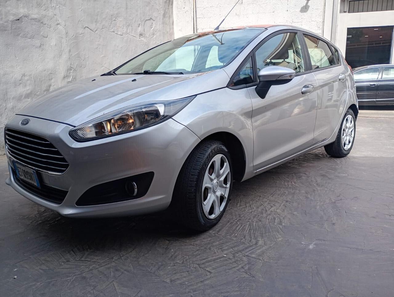 Ford Fiesta 1.5 TDCi 75CV 5 porte Business