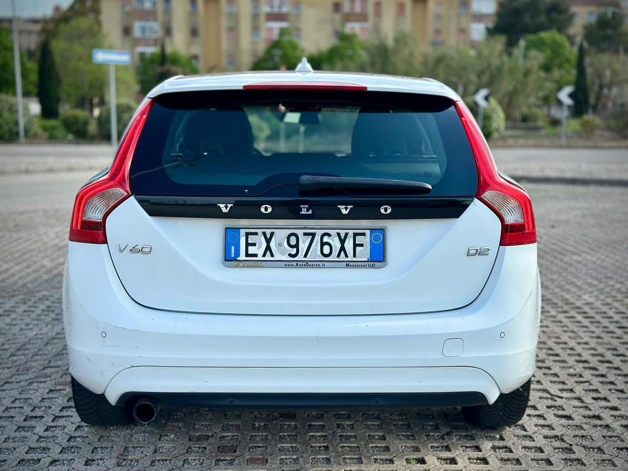 Volvo V60 D2