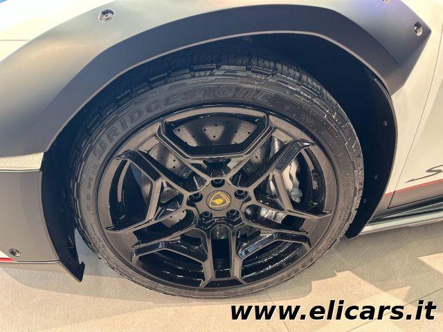 LAMBORGHINI Huracan Huracán Sterrato 5.2 V10 EVO RWD