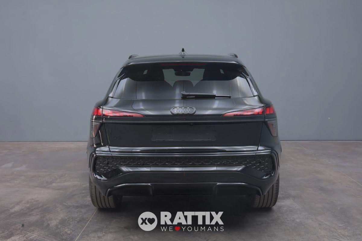 Audi Q3 1.5 tfsi mhev 150CV S line edition s-tronic + Pacchetto Tech Plus, tetto panoramico & gancio