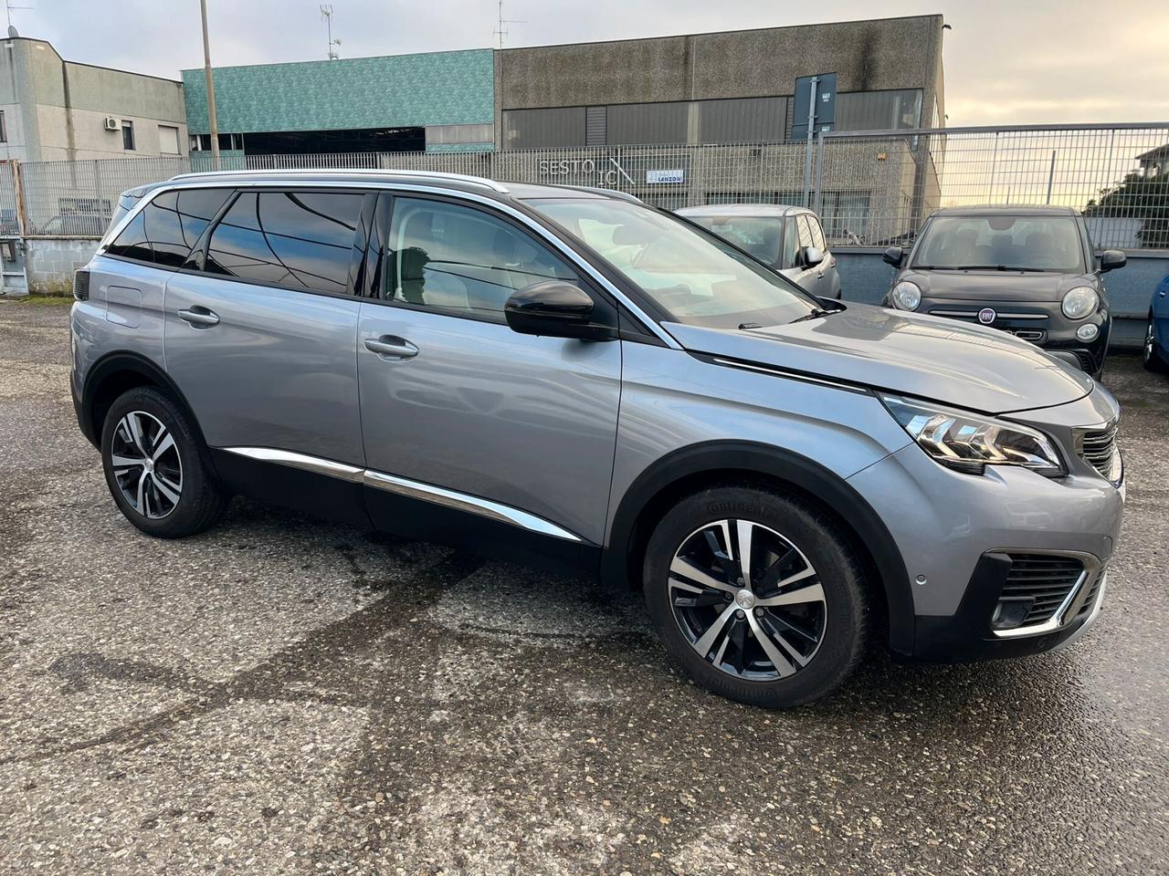 Peugeot 5008 PureTech Turbo 130 S&S Allure