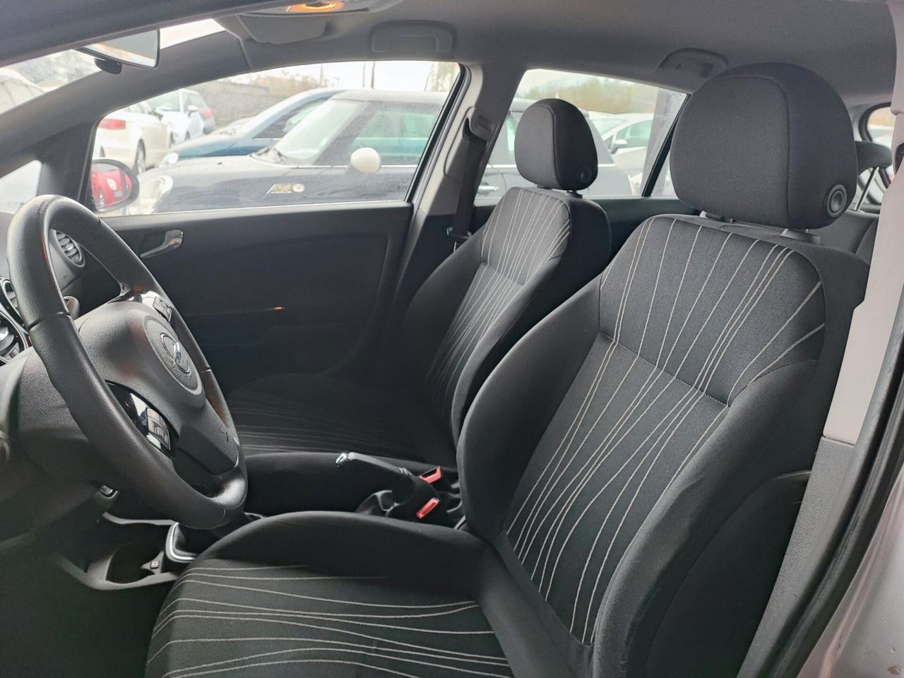 Opel Corsa 1.2 5 porte Edition