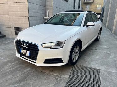 AUDI A4 Avant 2.0 TDI 150 CV S tronic TETTO PANORAMICO