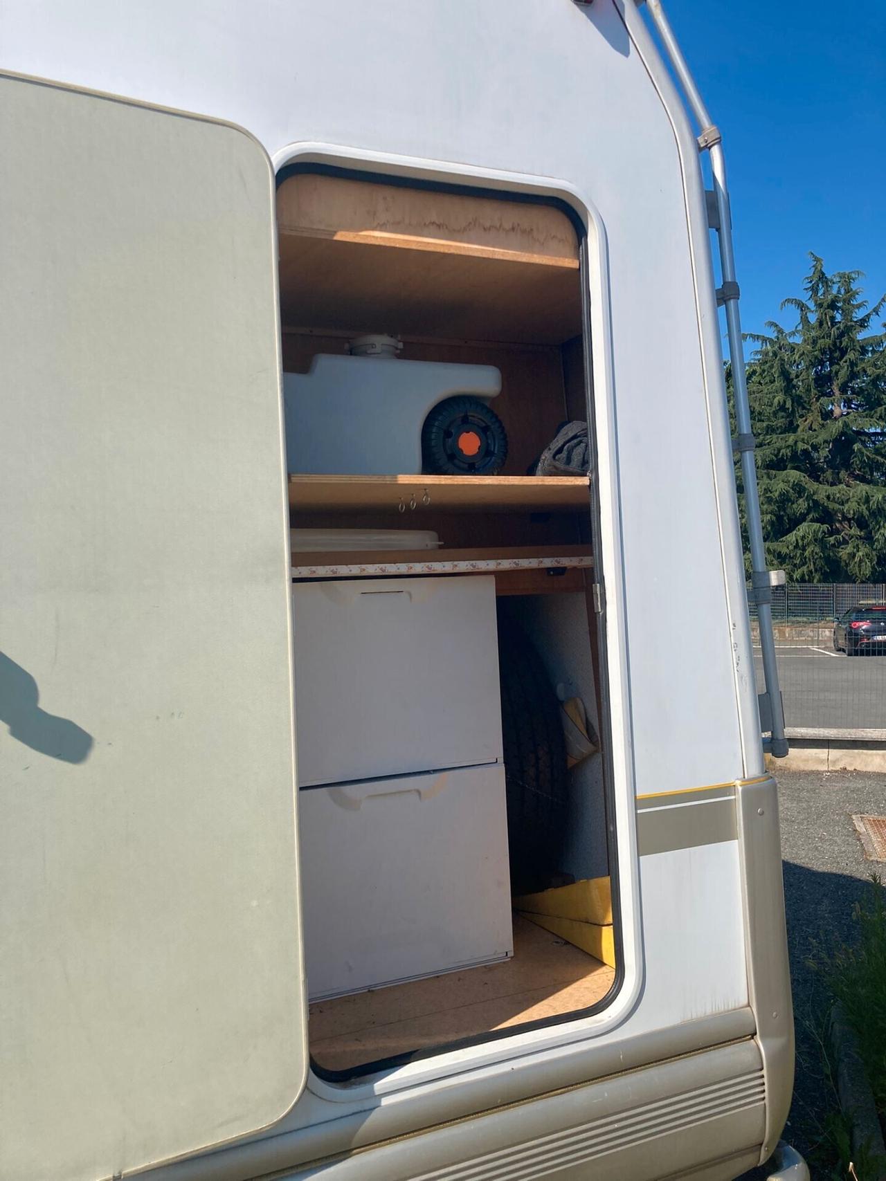 Laika CAMPER