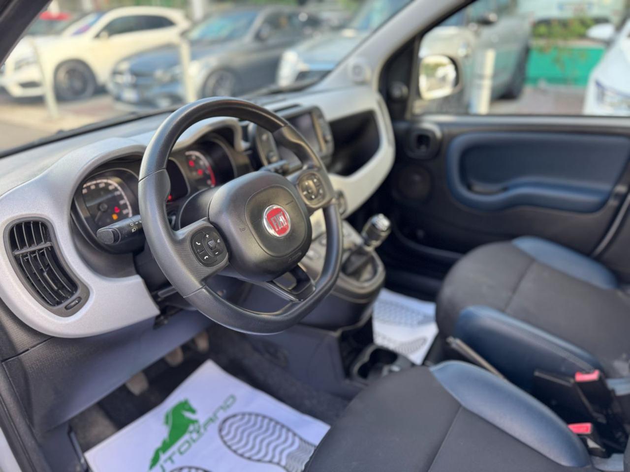 FIAT Panda Cross 1.0 FireFly S&S Hybrid UniPro UConnect 7 Pollici
