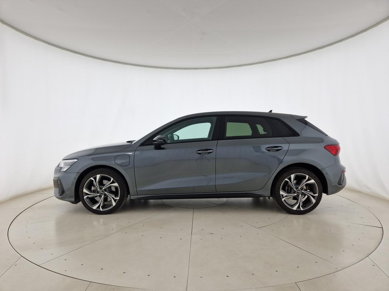 Audi A3 sportback 40 1.4 tfsi e s line edition s-tronic