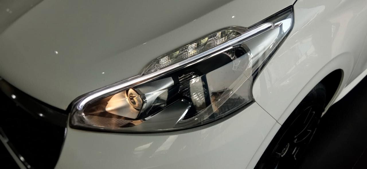 Peugeot 208 BlueHDi 100 Allure 60000 KM