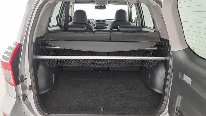 Toyota RAV4 RAV4 2.2 D-CAT A/T 4WD Lounge