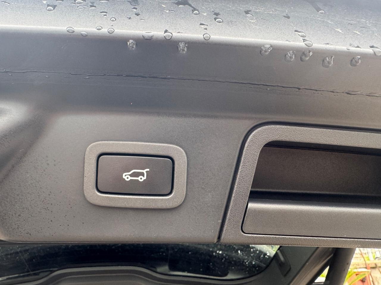 Land Rover Range Velar 2.0D I4 240 CV R-Dynamic S