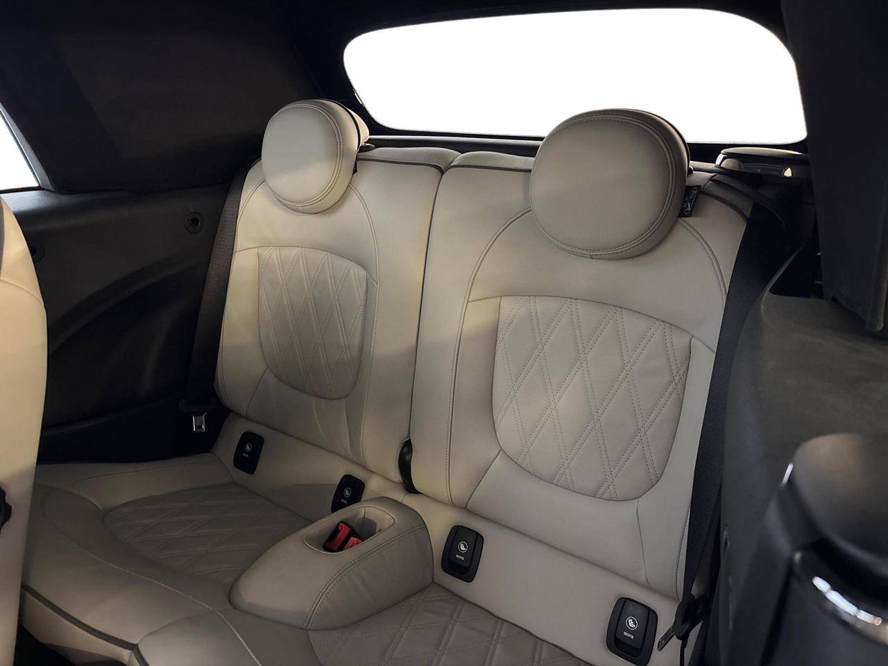 MINI Cabrio Cooper Sidewalk