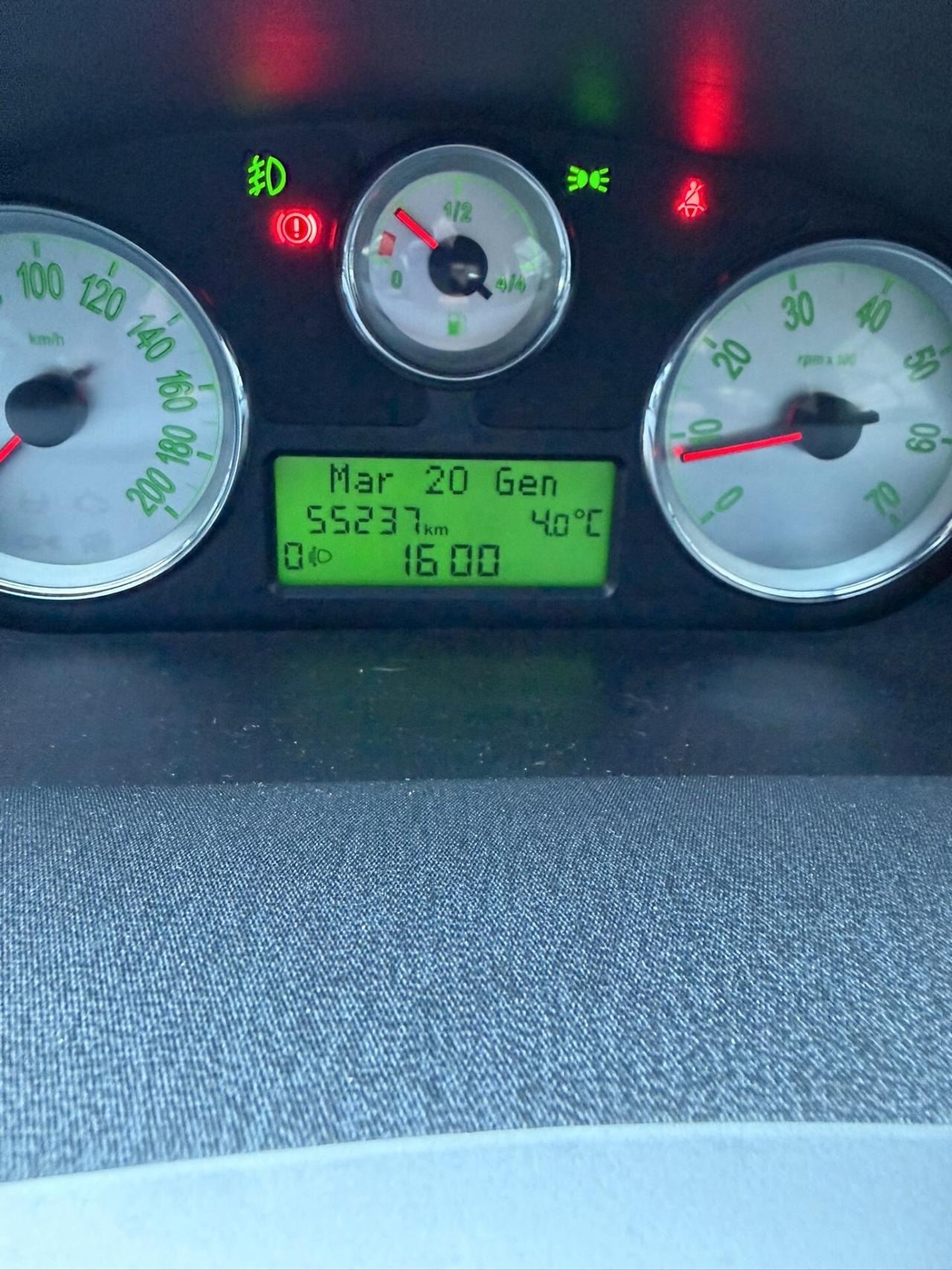 Lancia Ypsilon 1.2 69 CV Unyca