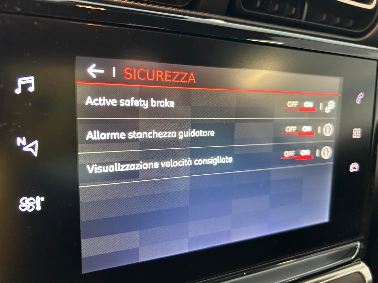 Citroen C3 Aircross SHINE PureTech 110 6mt SPOTICAR