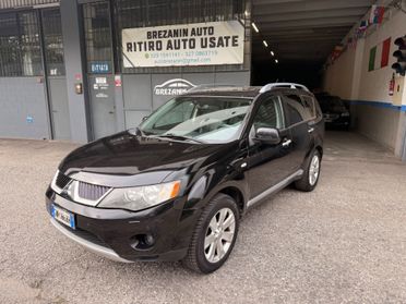Mitsubishi Outlander 2.0 DI-D Instyle 7 p.ti DPF