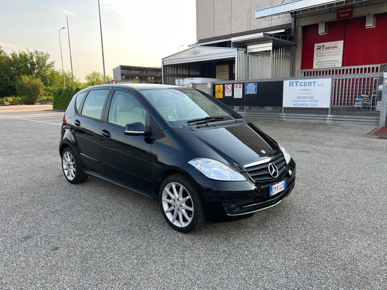 Mercedes-benz A 160 AUTOMATIC Executive