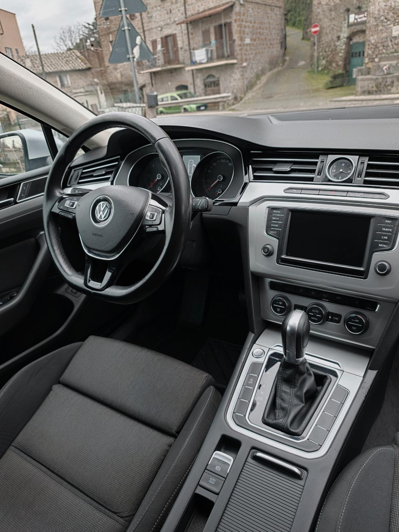 Volkswagen Passat Variant 1.6 TDI 120cv DSG