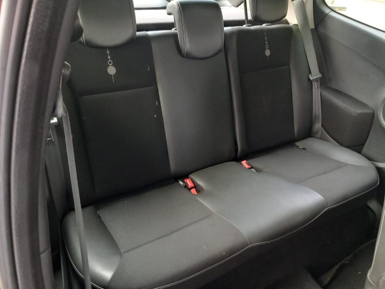 Renault Clio 1.2 16V 3 porte Live!