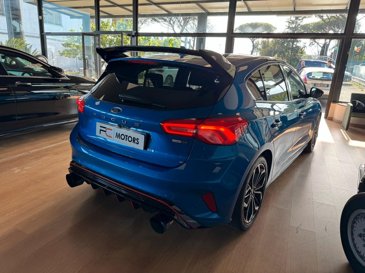 Ford Focus 1.0 EcoBoost Hybrid ST-Line