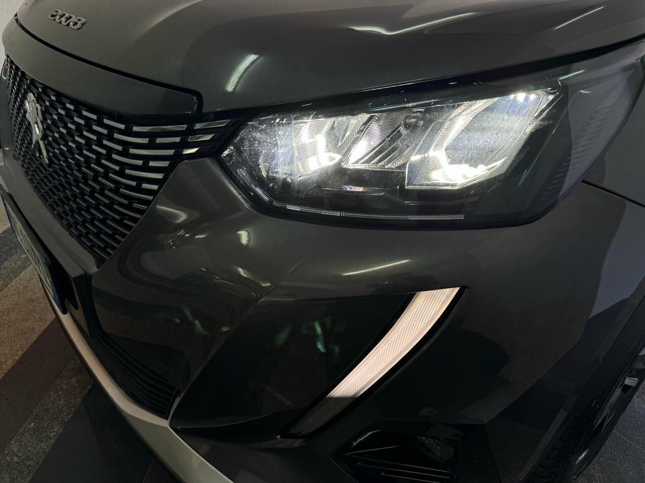 Peugeot 2008 BlueHDi 100 S&S Allure Navi Pack