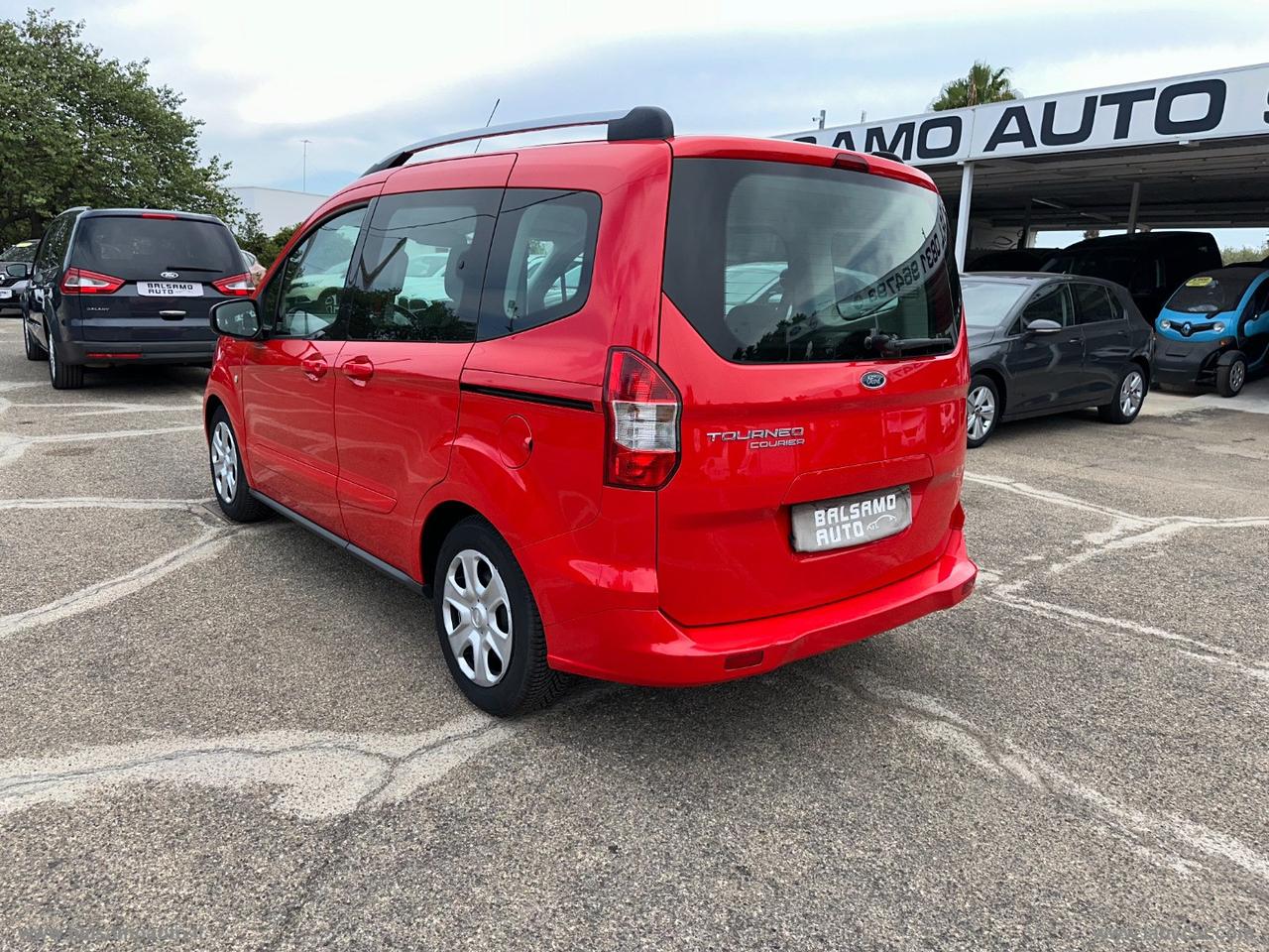 FORD Tourneo Courier 1.5 TDCI 75 CV Plus