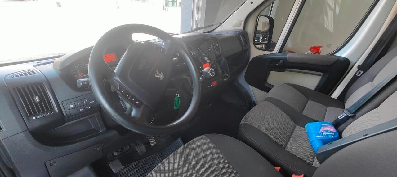 Peugeot Boxer 333 2.0 BlueHDi/130CV FAP PM-TM Combi Comfort