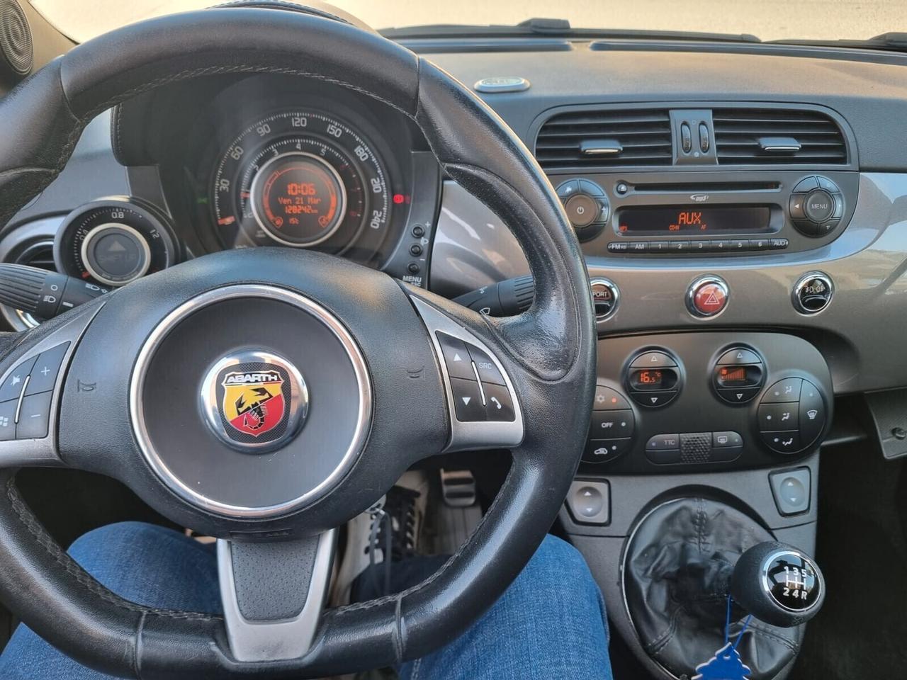 Abarth 500 C 1.4 Turbo T-Jet Custom Cabriolet