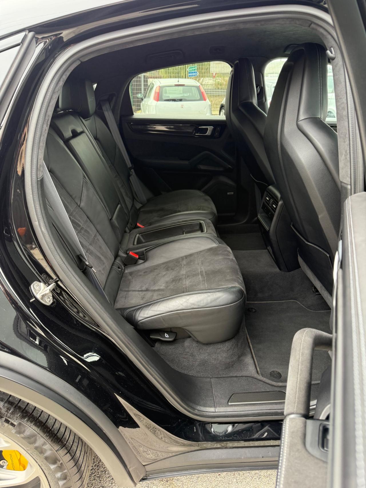 Porsche Cayenne 4.0 V8 S