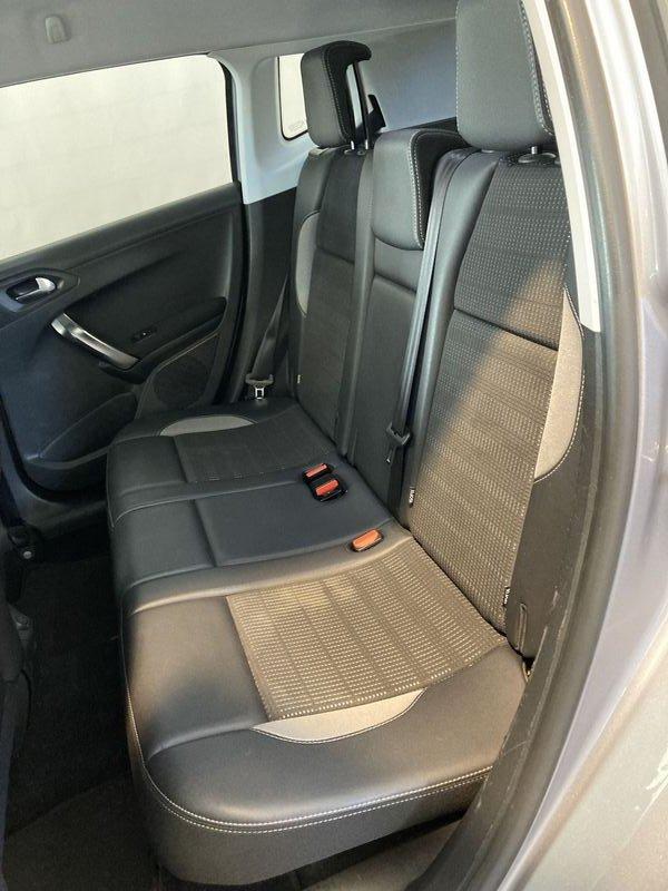 Peugeot 2008 BlueHDi 100cv Black Matt