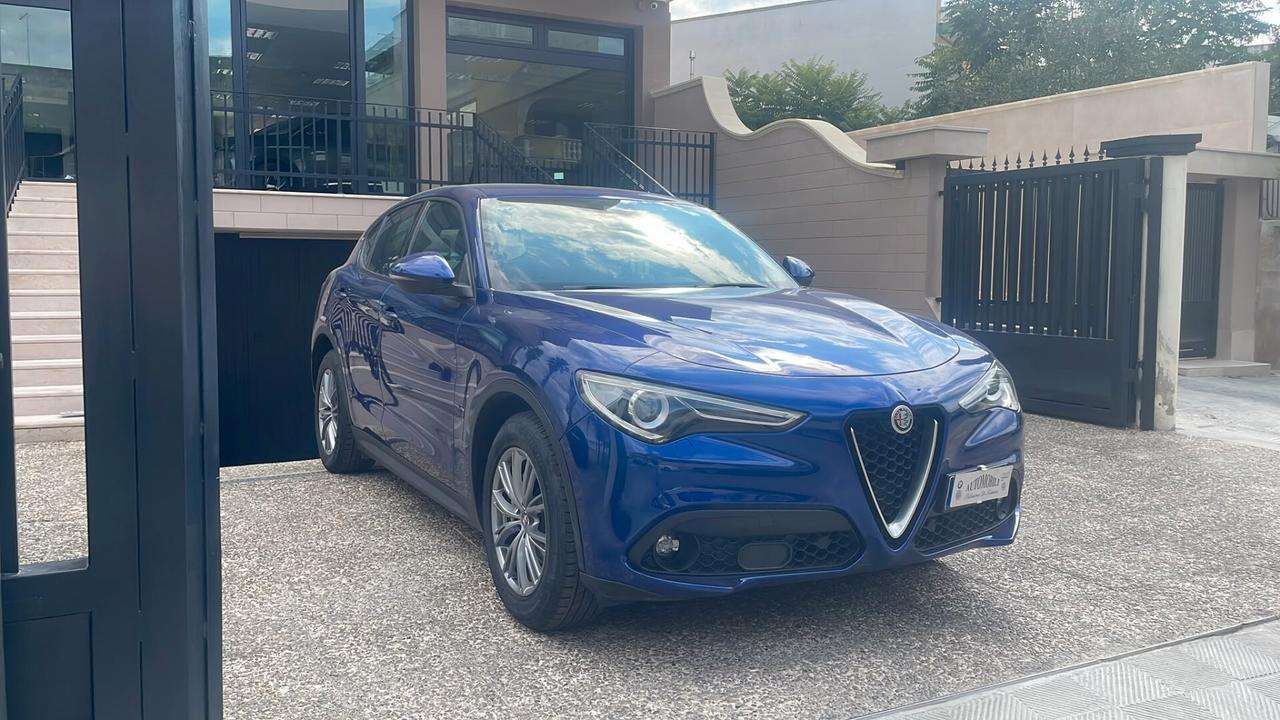 Alfa Romeo Stelvio 2.2 Turbodiesel 160 CV AT8 RWD Sprint