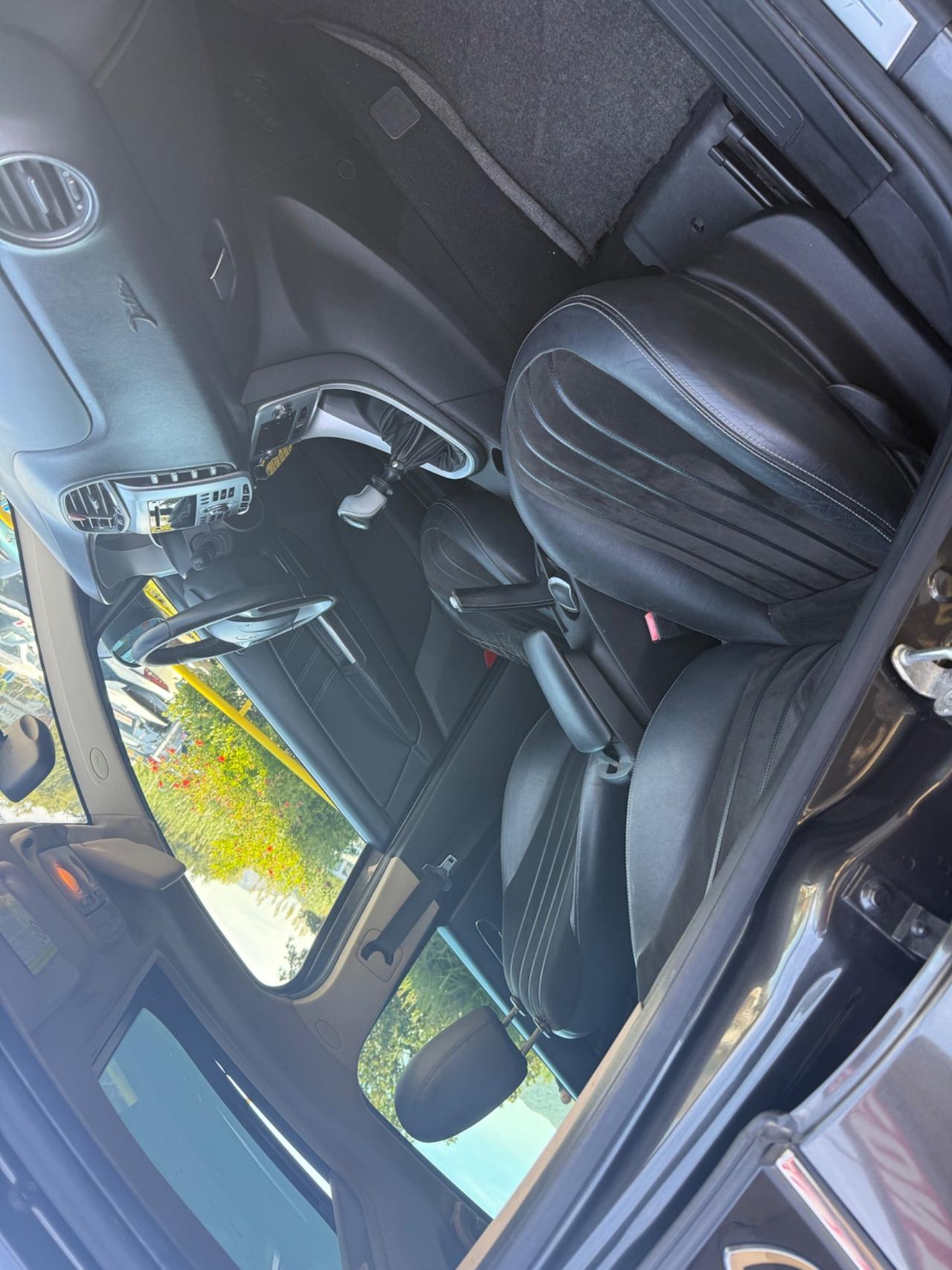 Lancia Delta 1.9 MJT Twinturbo DPF Platino tetto apribile full
