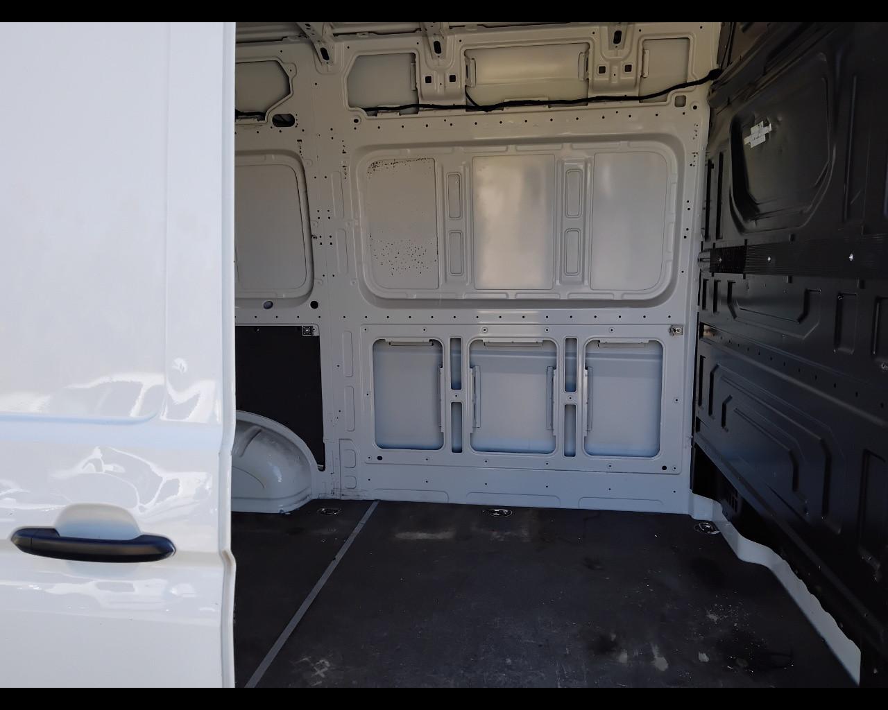 VOLKSWAGEN Crafter II 30 E6 2017 - crafter 30 2.0 tdi 140cv L3H3 Business