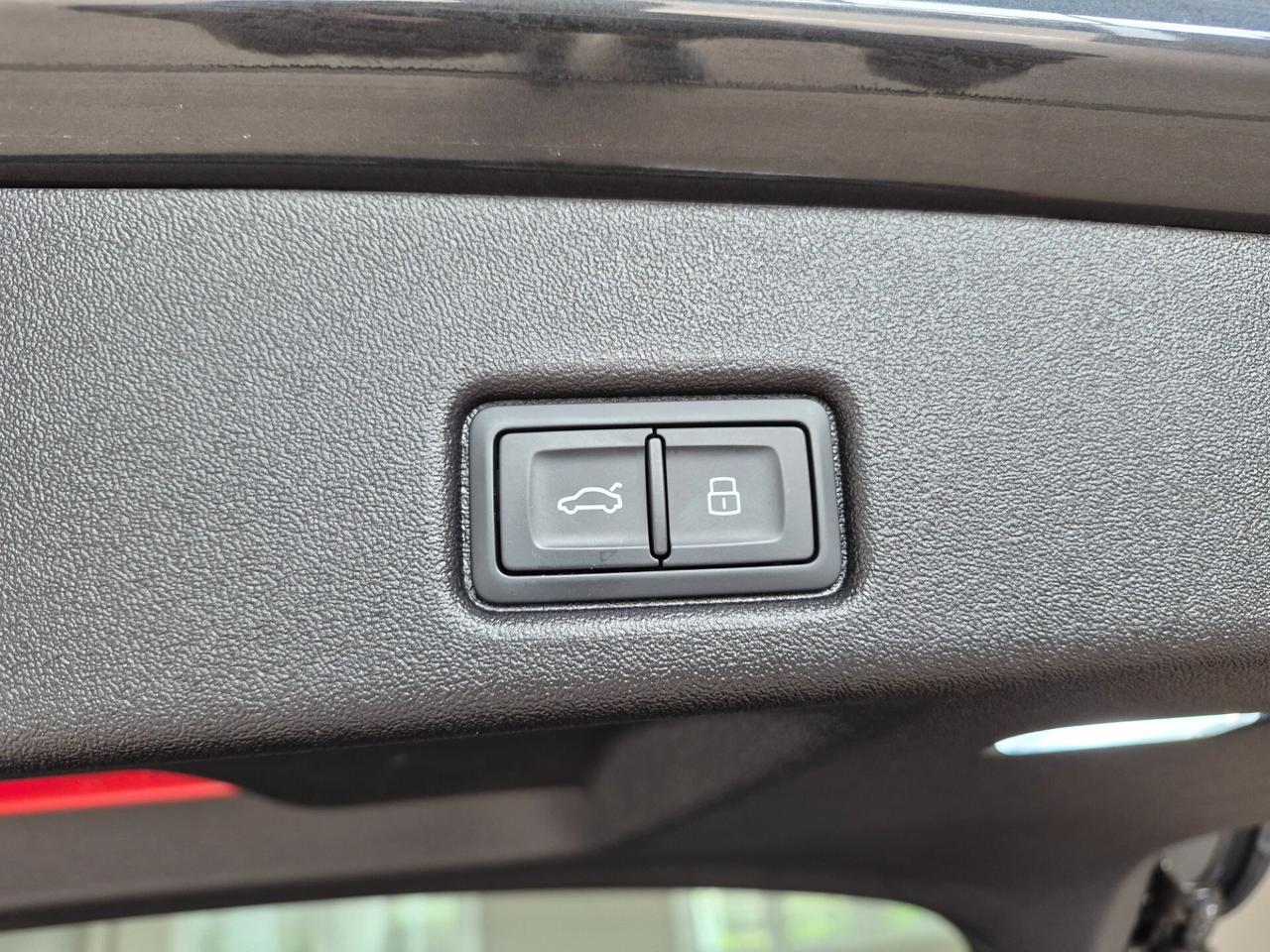 Audi Q5 2.0 TDI MHEV *QUATTRO* S LINE PLUS MATRIX DISPLAY PASS. MMI 360° CARPLAY
