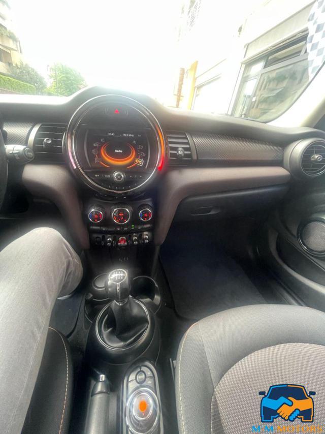 MINI Cooper 1.5 + garanzia