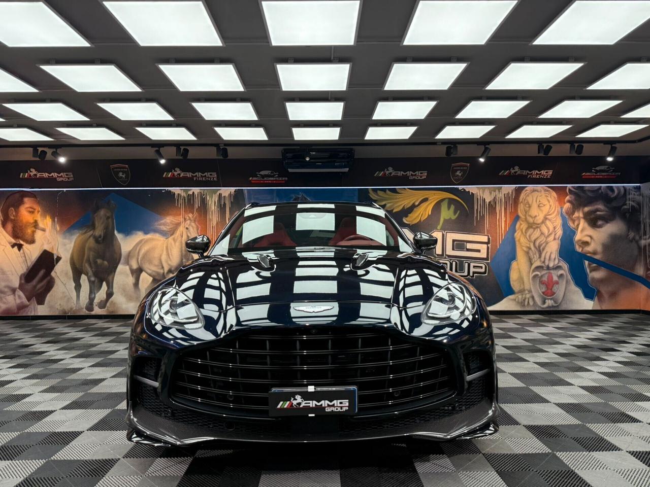 Aston Martin DBX 707 (143)