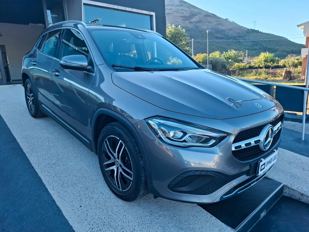 MERCEDES GLA 200 BENZINA 163 CV SPORT PLUS AUTO