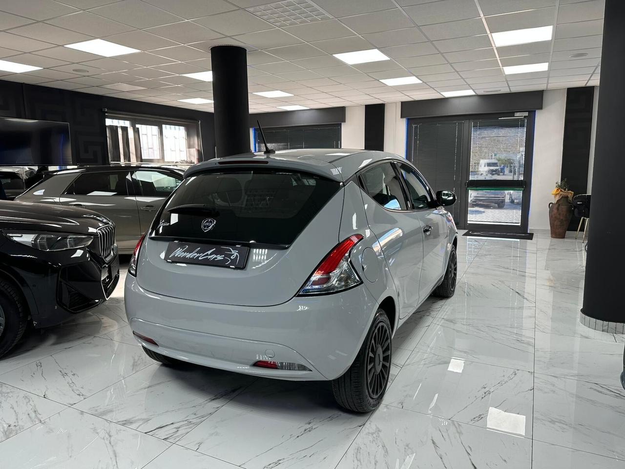 Lancia Ypsilon FireFly S&S Hybrid Ecochic Gold 2021 1.0 Ibrido/Benzina