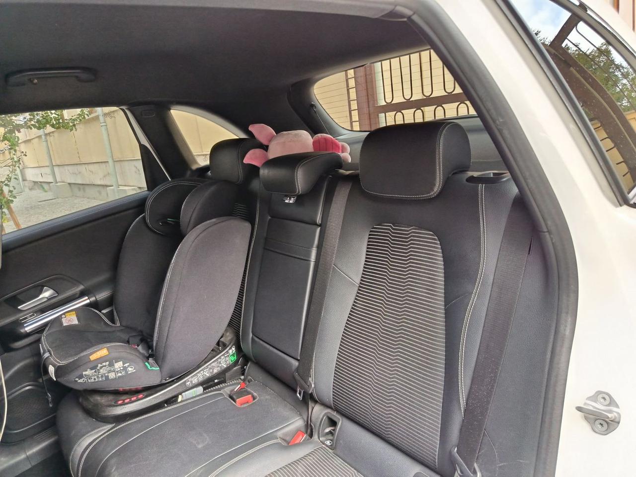 Mercedes-Benz B 180 Sport B 180 D #12061
