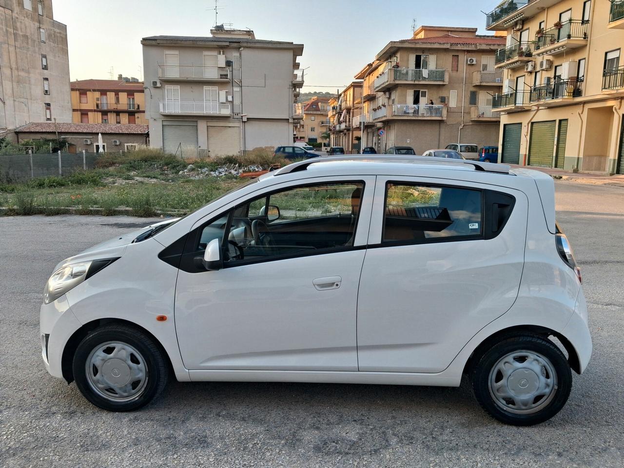 Chevrolet Spark LS 1.0 BENZINA 69CV