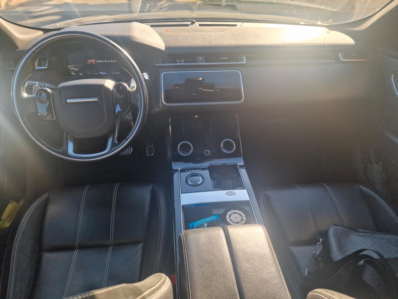 Land Rover Range Velar 3.0D V6 300 CV R-Dynamic HSE