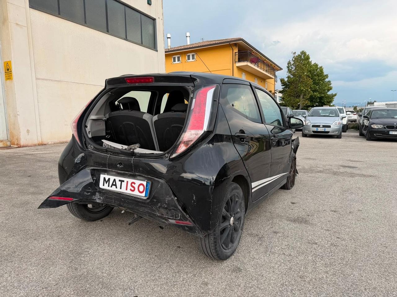 Toyota Aygo 1.0 VVT-i AUTO INCIDENTATA 99000 KM