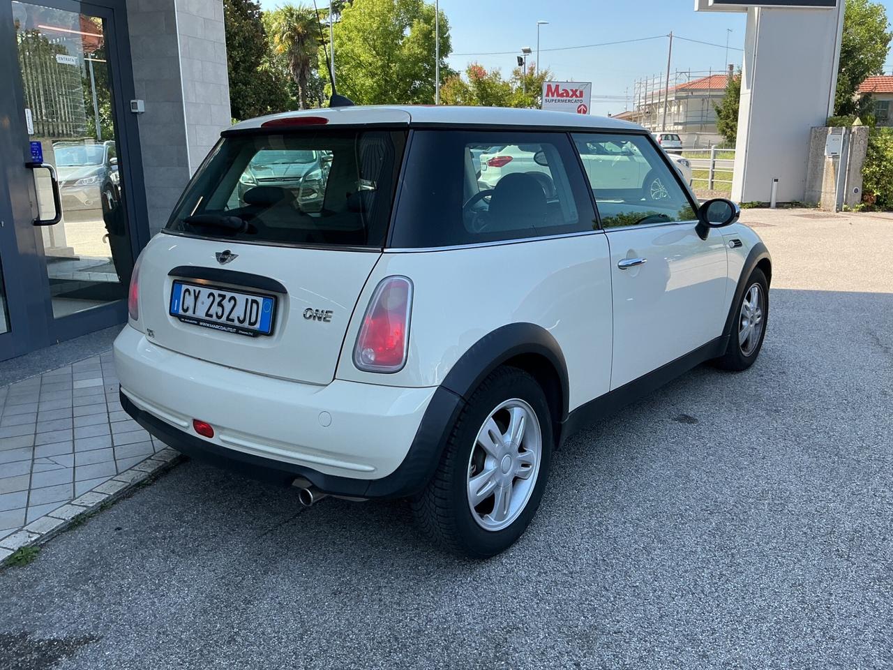 Mini 1.6 16V One Park Lane