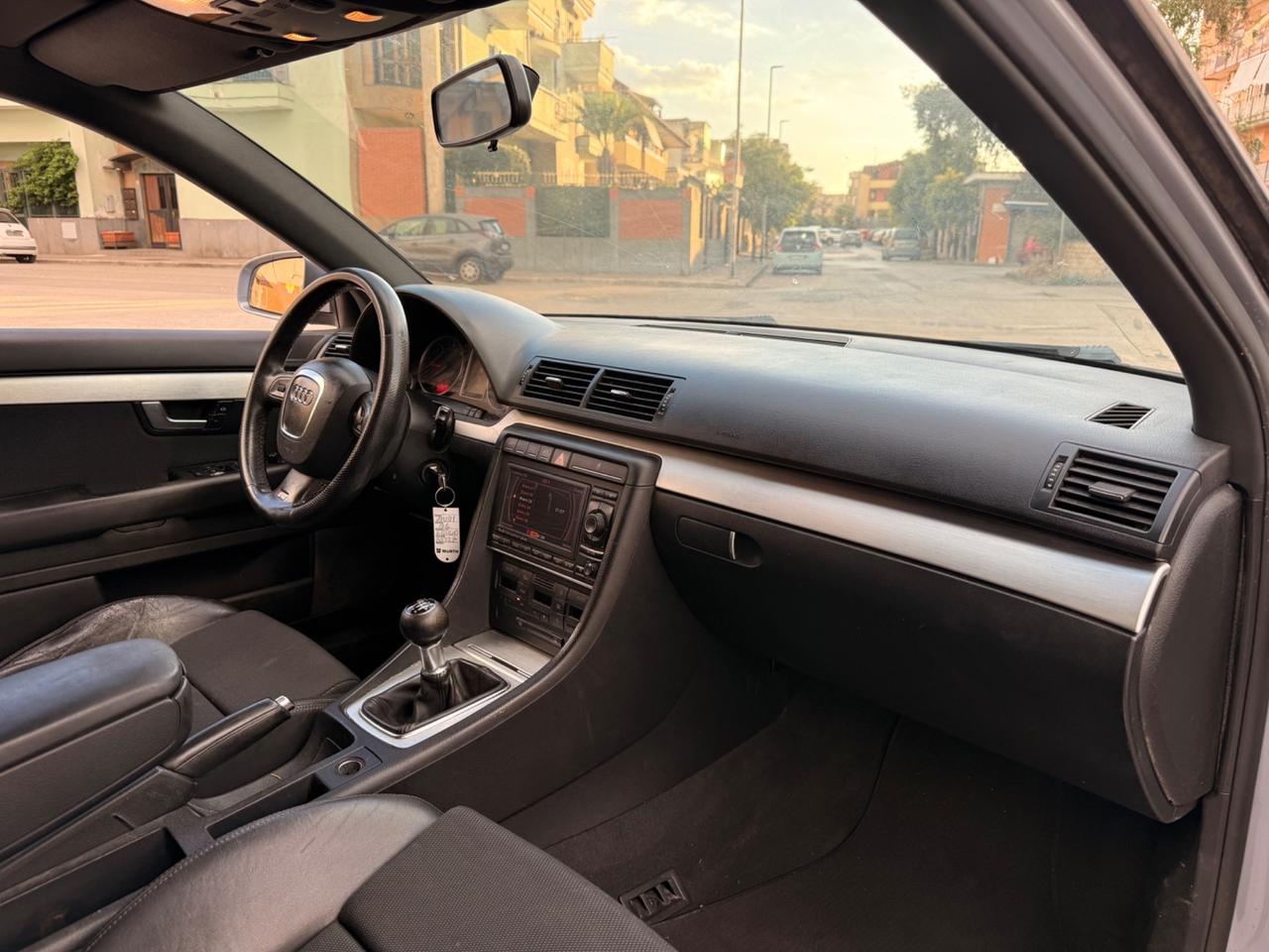 Audi A4 Restyling 2.0/170CV TDI Avant Sline km170