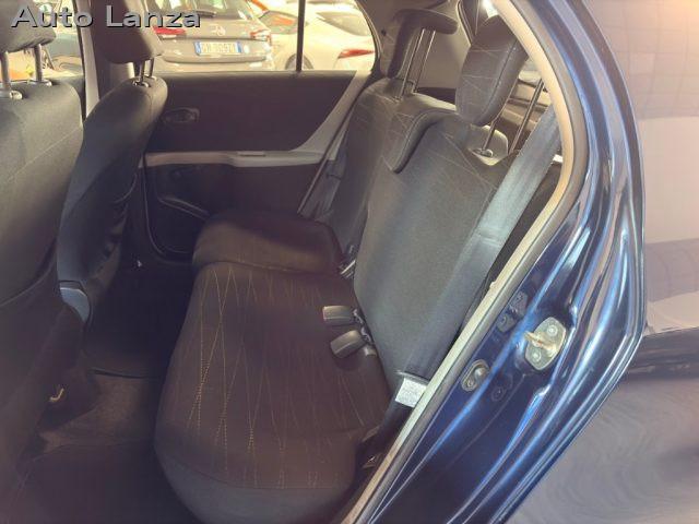 TOYOTA Yaris 1.3 5 porte Luna ADATTA A NEOPATENTATI