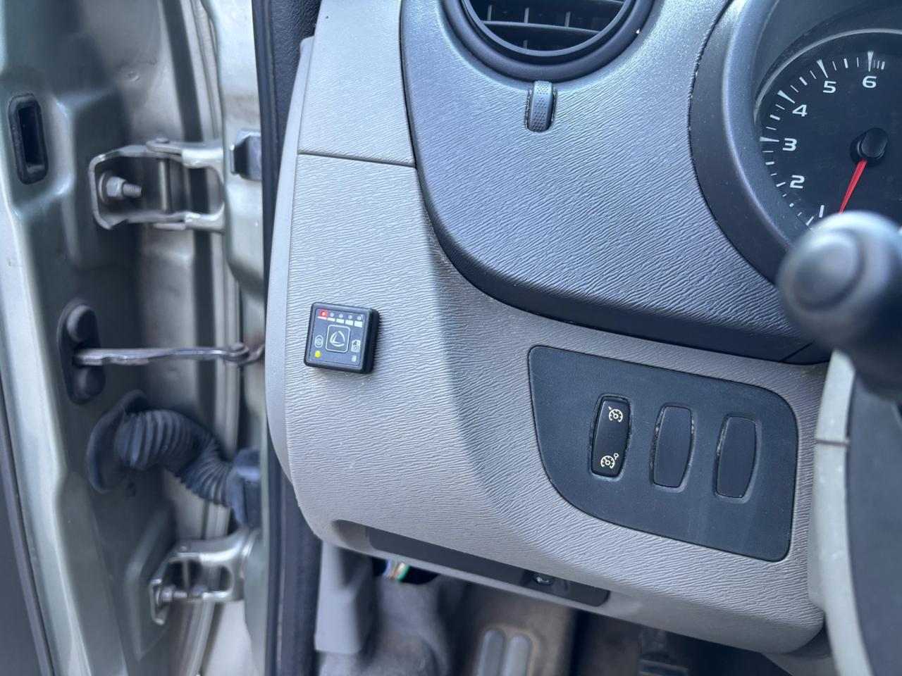 Renault Kangoo 1.6 GPL 5 porte OK NEOPATENTATI