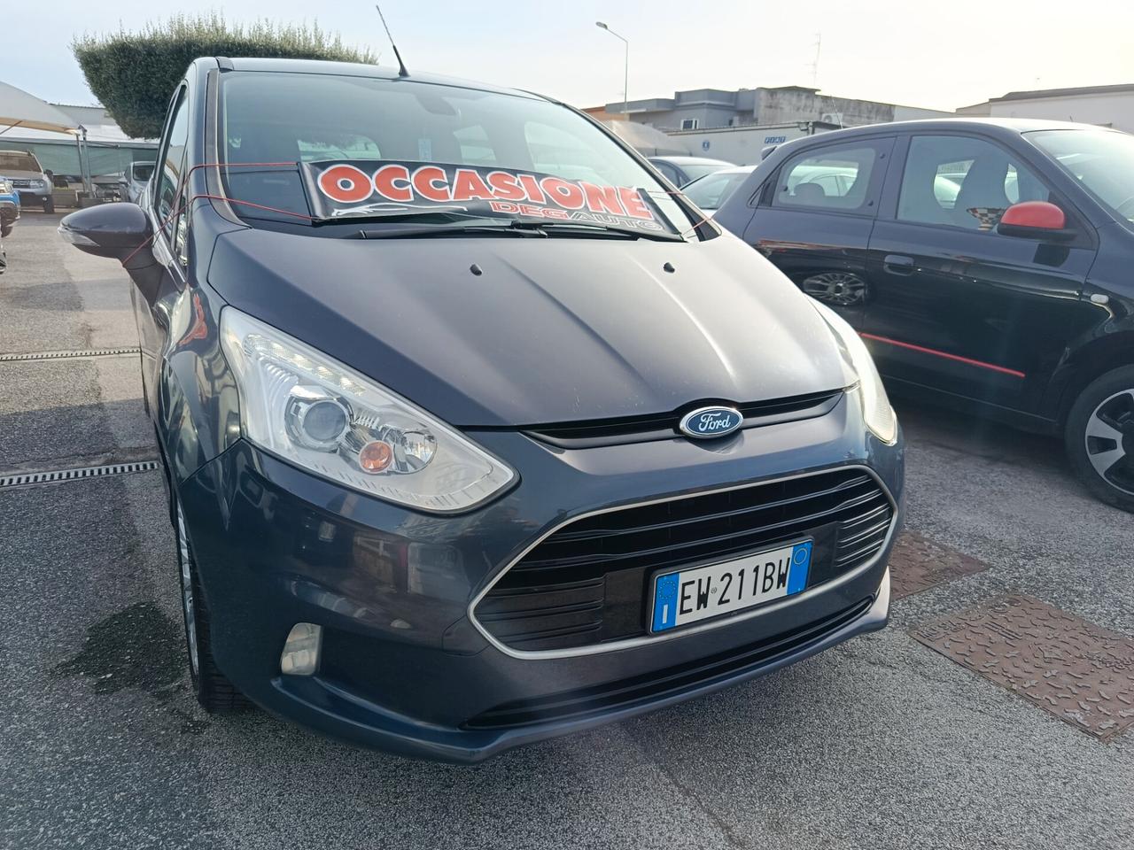 Ford B-Max 1.6 TDCi 95 CV Business Titanium