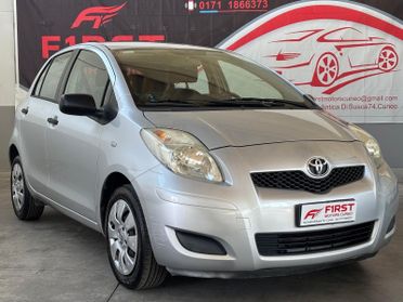 Toyota Yaris 1.0 5P Luxury pack