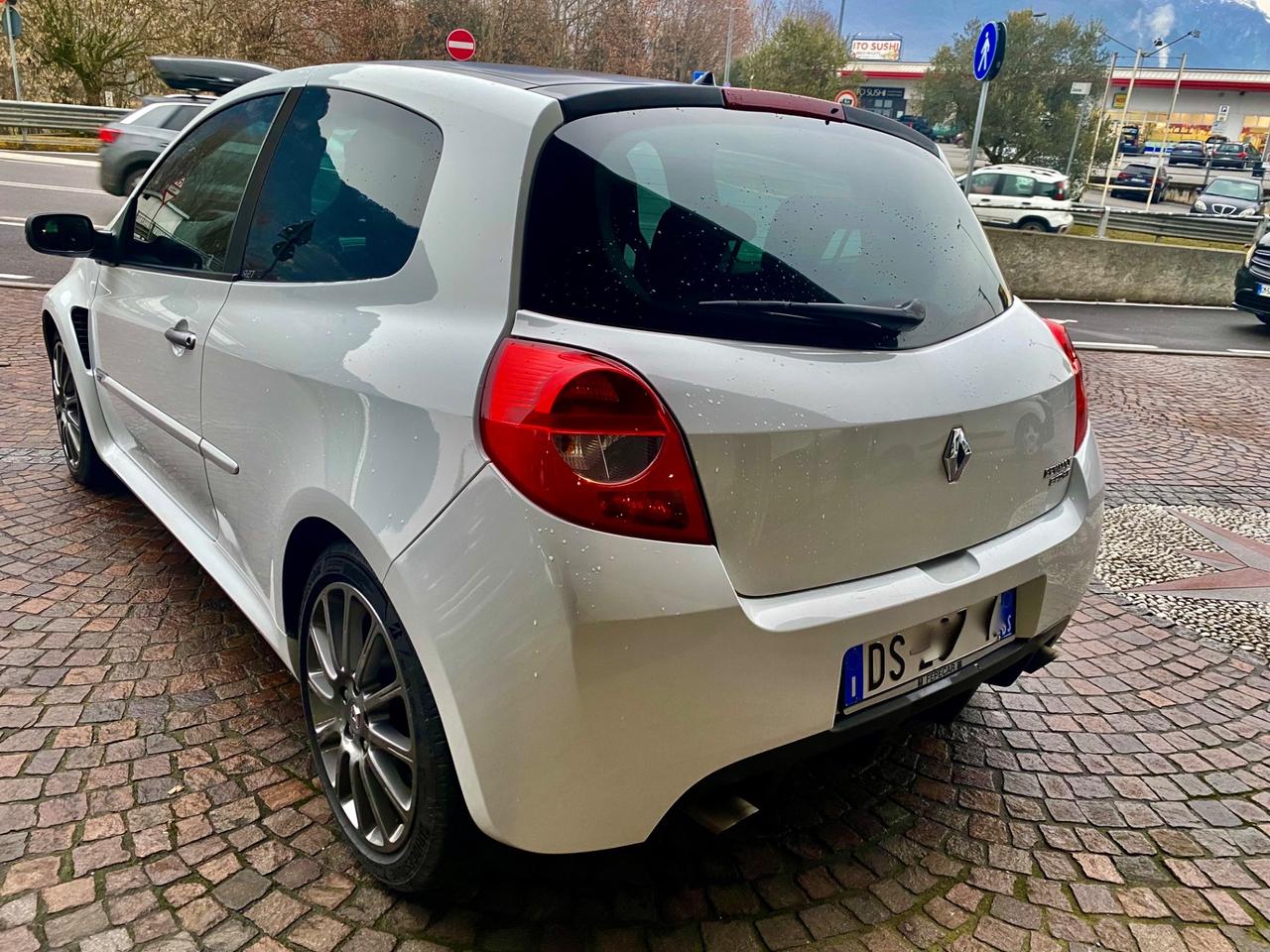 Renault Clio 2.0 16V 200CV 3 porte RS F1 Team